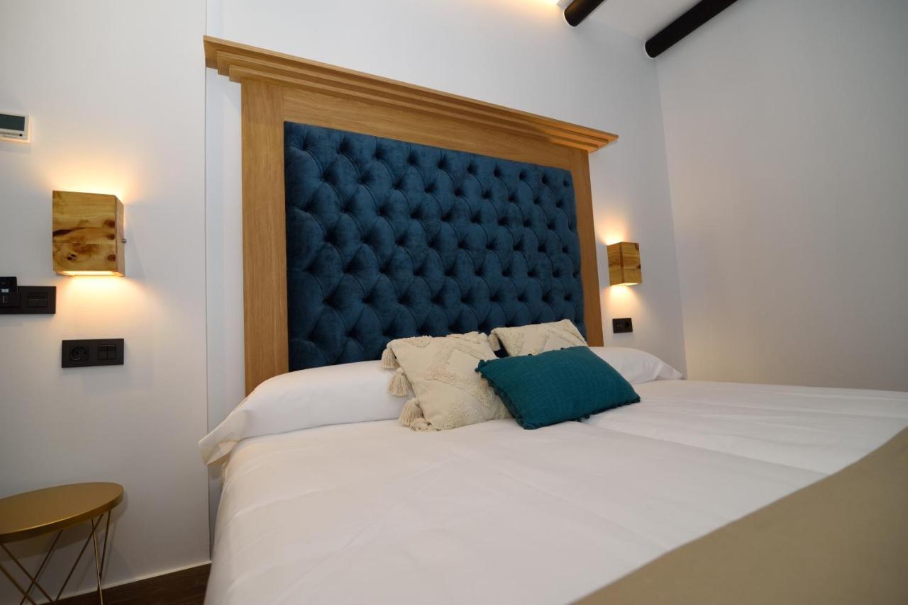 Hostal Rural Santa Habitaciones Aldea DEl Rocío מראה חיצוני תמונה