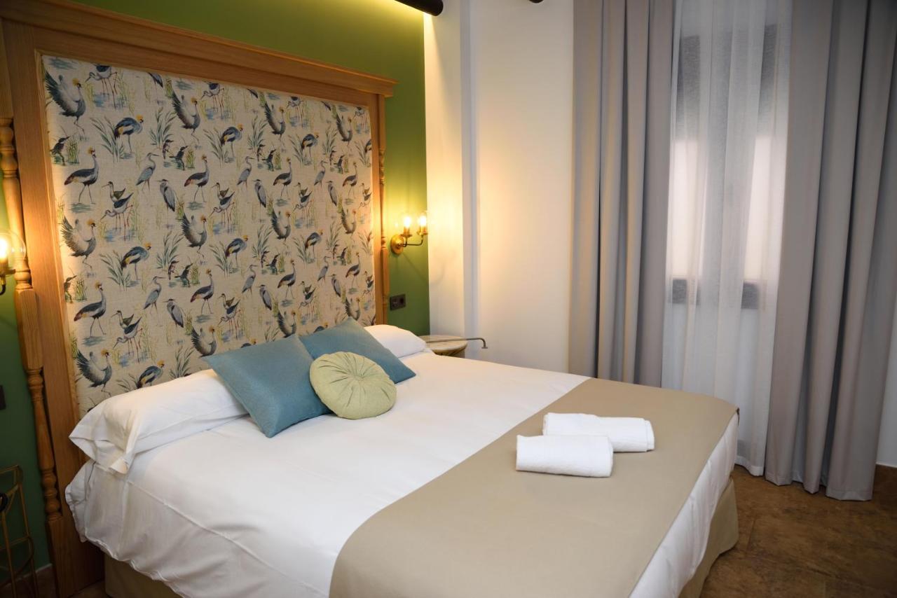 Hostal Rural Santa Habitaciones Aldea DEl Rocío מראה חיצוני תמונה