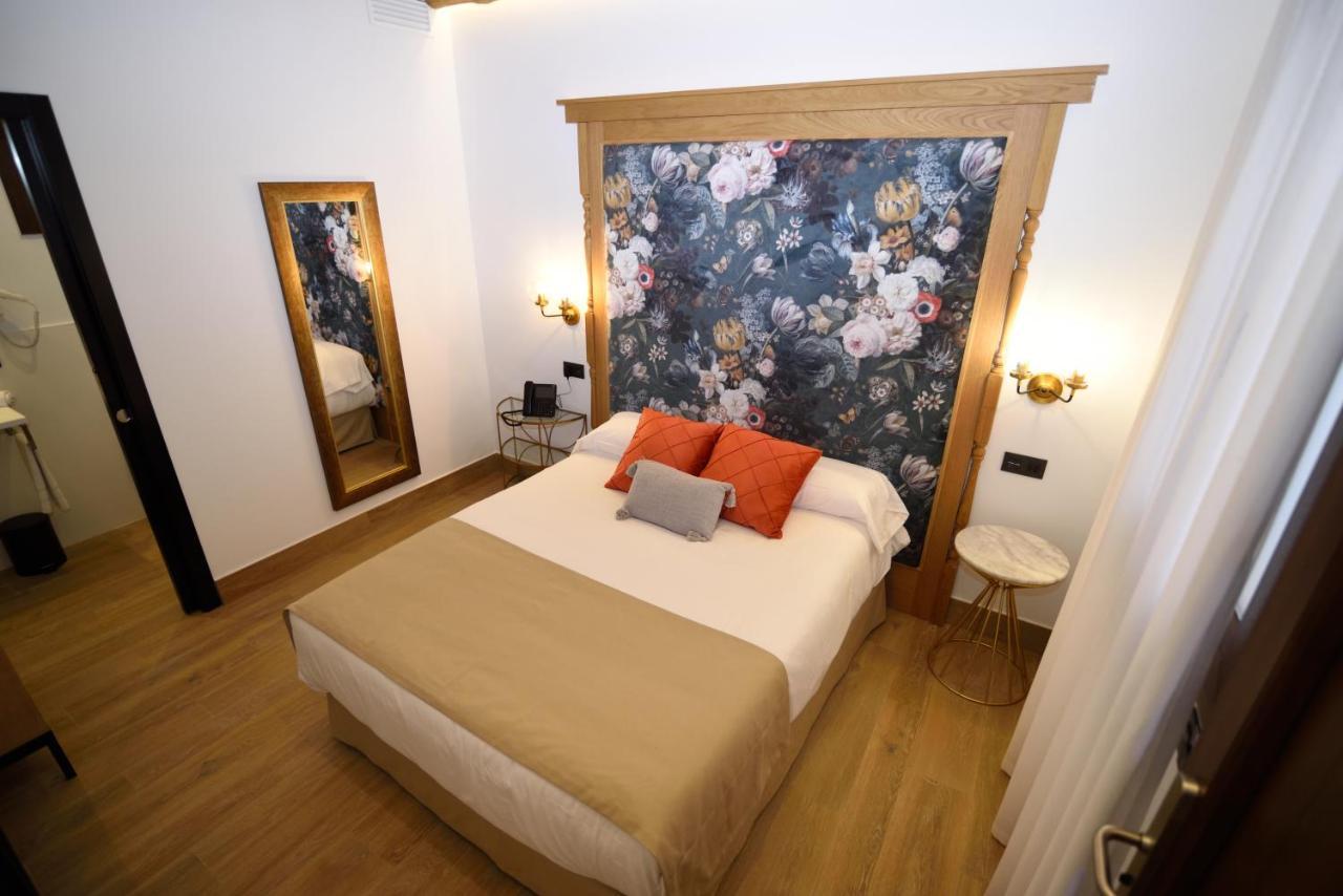 Hostal Rural Santa Habitaciones Aldea DEl Rocío מראה חיצוני תמונה
