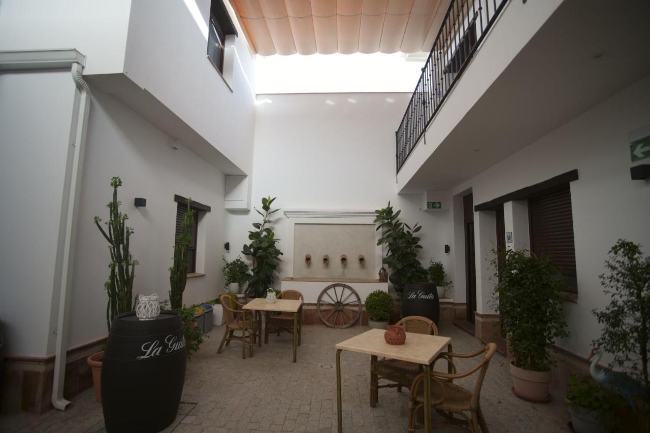 Hostal Rural Santa Habitaciones Aldea DEl Rocío מראה חיצוני תמונה